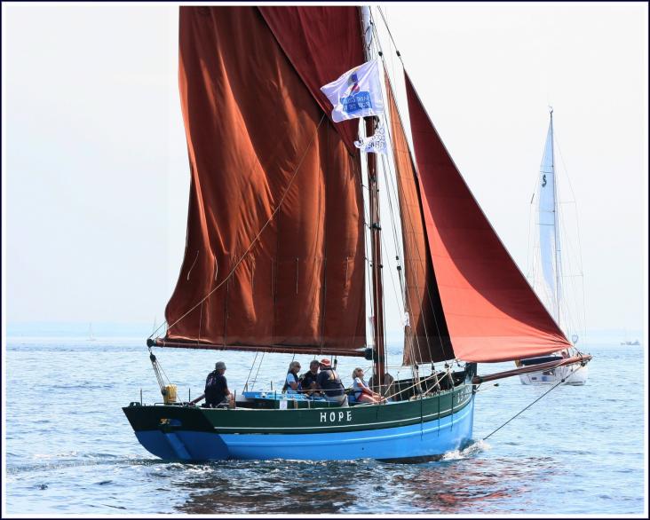 Le Hope est un ancien caseyeur à voile construit en 1943