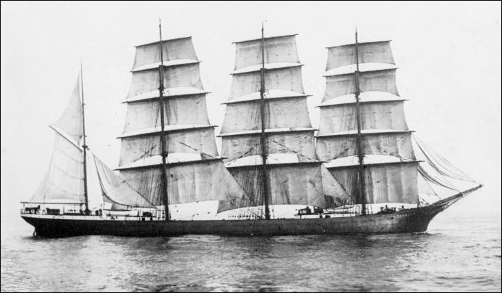 Le Pommern est un long-courrier quatre-mâts barque