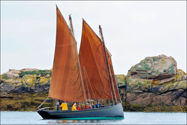 Eulalie est une chaloupe sardinière semi pontée