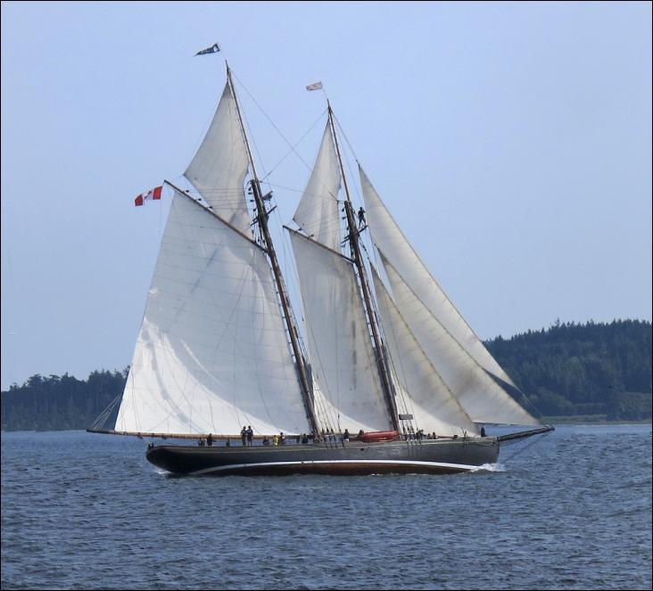 Le Pacific Grace est une goélette canadienne à coque bois