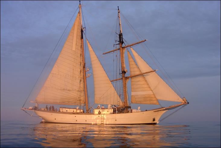 Le SSV Corwith Cramer est un vieux brick-goélette