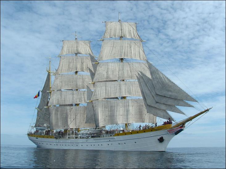 Le Mircea est un ancien trois-mâts barque