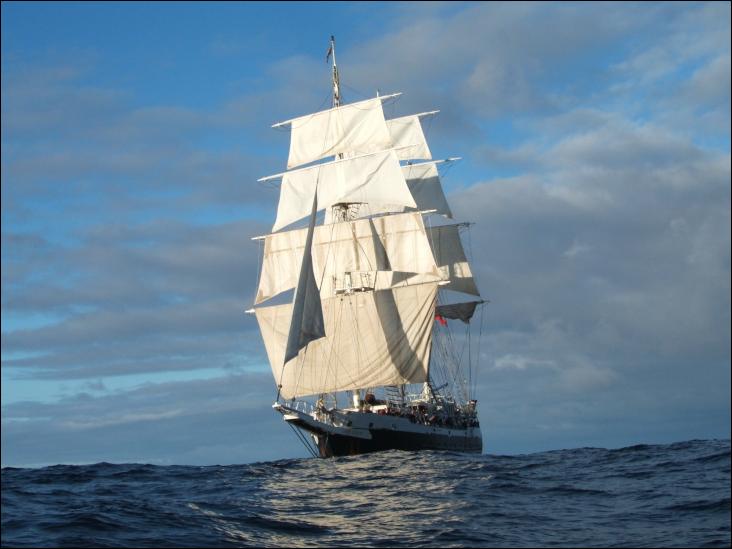 Le Lord Nelson est un trois-mâts barque